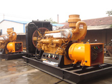 英德发电机组的频率规格是如何确定的？